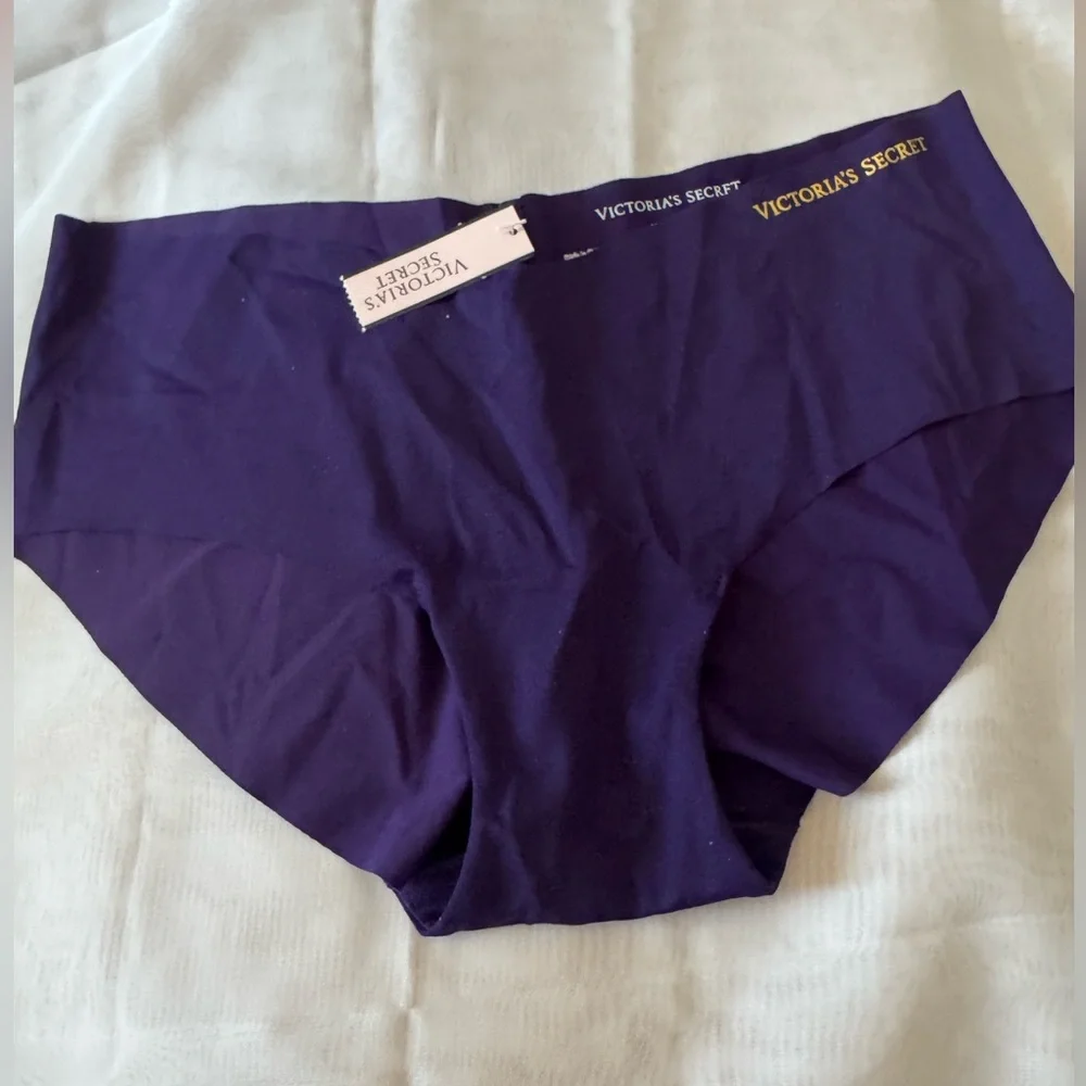Victoria's Secret iconic logo panty sexy feminine - NWT - Size S